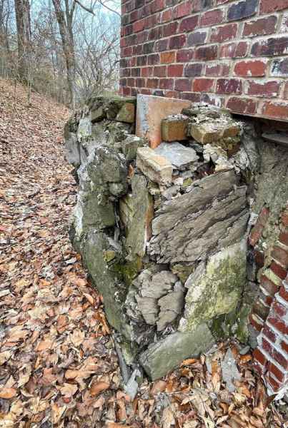 Evidence of an earlier fire place